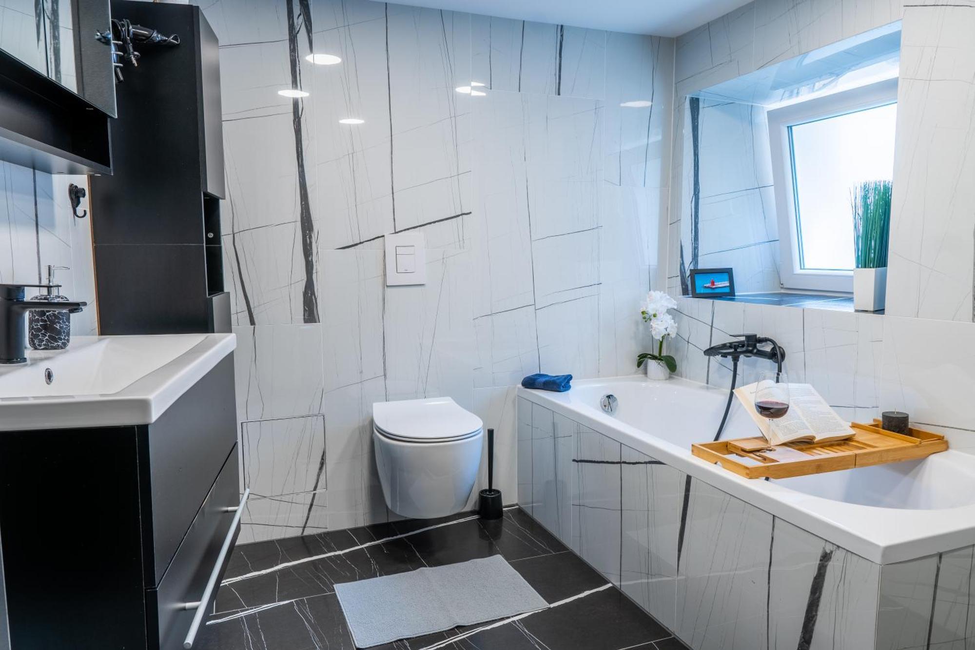 Via Paradiso Apartments Пиран Экстерьер фото
